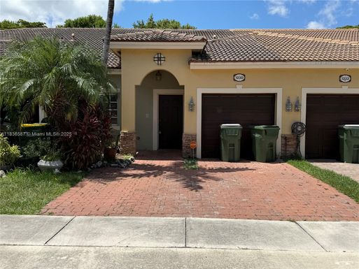 1230 NE 32nd Ave, Homestead FL 33033