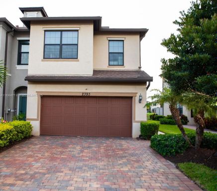 2393 Post St, Palm Springs FL 33406