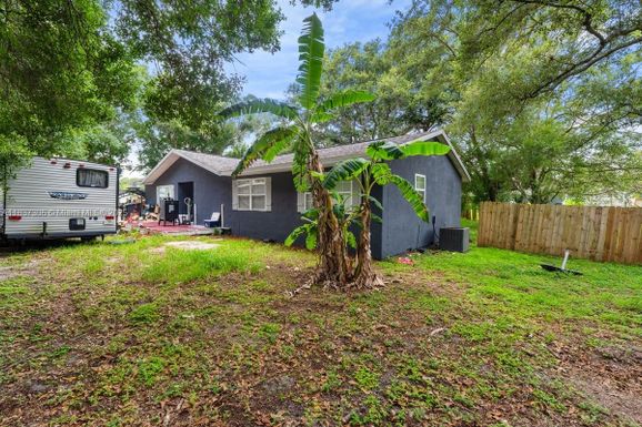 8315 104th Ave, Other City - In The State Of Florida FL 32967