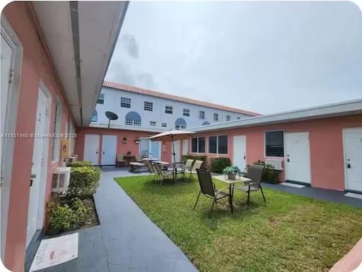 342 Van Buren St, Hollywood FL 33019