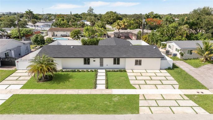 9800 SW 159th St, Miami FL 33157