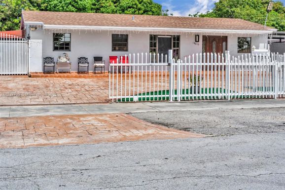 18810 NW 51st Ave, Miami Gardens FL 33055