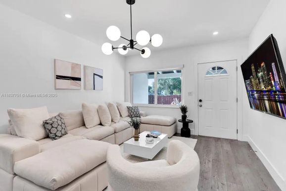 5821 NW 1st Ave # 80, Miami FL 33127
