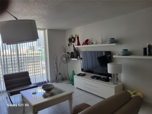 1849 S Ocean Dr # 1407, Hallandale Beach FL 33009