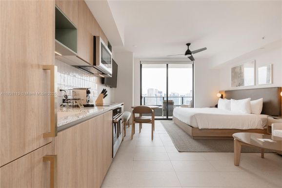 601 NE 1st ave # 3612, Miami FL 33132
