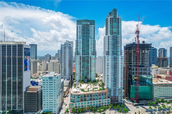 253 NE 2nd St # 213, Miami FL 33132