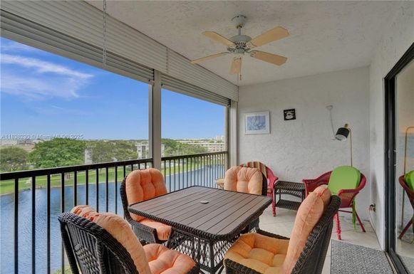 2215 Cypress Island Dr # 707, Pompano Beach FL 33069