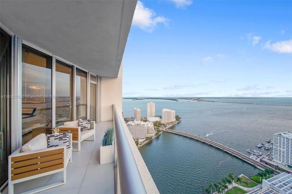 495 Brickell Ave # 4209, Miami FL 33131