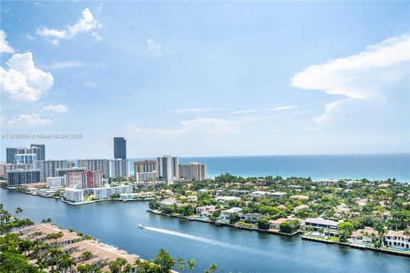 21050 Point Pl # 2601, Aventura FL 33180