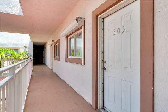 1234 NW 4th St # 303, Miami FL 33125