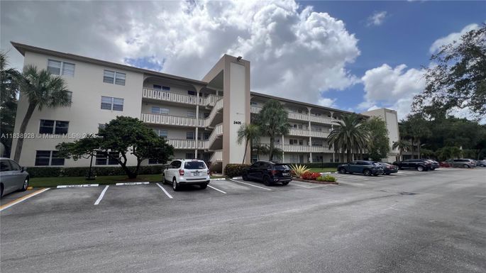 2405 Antigua Cir # H1, Coconut Creek FL 33066