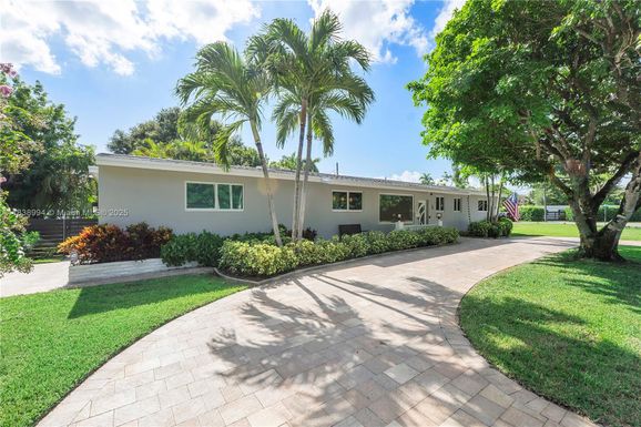 14701 NE 2nd Ct, Miami FL 33161