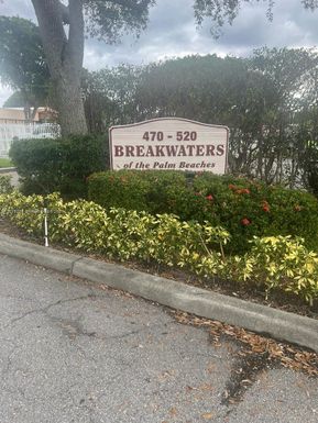 500 Executive Center Dr # 2G, West Palm Beach FL 33401