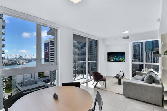 227 NE 2nd St # 2000, Miami FL 33132