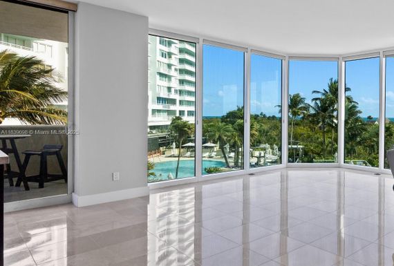300 S Pointe Dr # 501, Miami Beach FL 33139