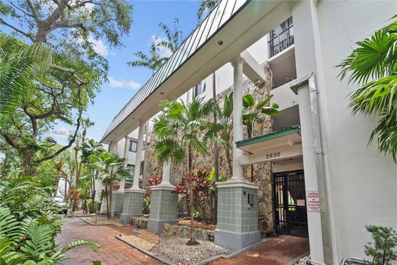 2924 Day Ave # N211, Miami FL 33133