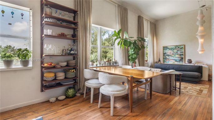 1521 Lenox Ave # 307, Miami Beach FL 33139