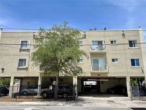 3201 W Flagler St # 102, Miami FL 33135