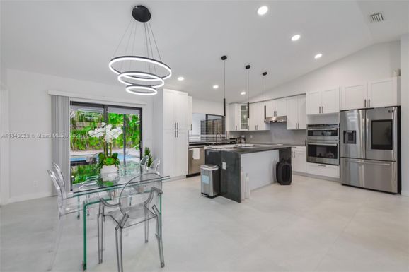 13526 Jonquil Pl, Wellington FL 33414