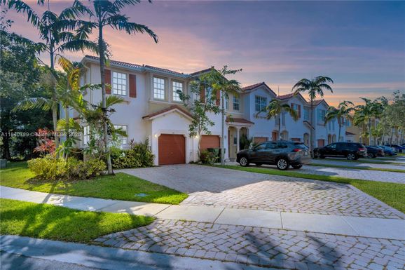 346 NE 21st Ave, Homestead FL 33033