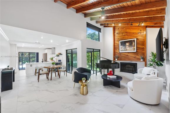 19654 Back Nine Dr, Boca Raton FL 33498