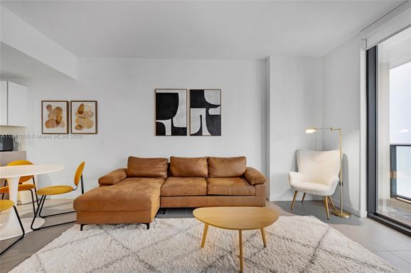 1600 NE 1st Ave # 2318, Miami FL 33132