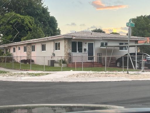 3100 SW 25th St, Miami FL 33133