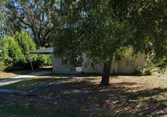 1114 30 St NW, Winter Haven FL 33881