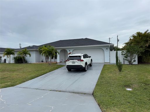 1520 SE 20th CT # 1520, Cape Coral FL 33990