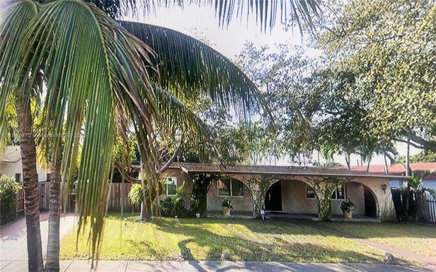 750 E 31st St, Hialeah FL 33013