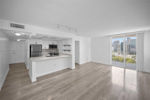 850 N Miami Ave # 1804, Miami FL 33136