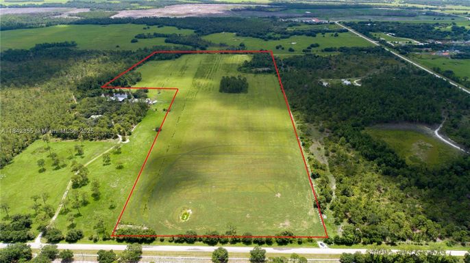 1432 SILVER LAKE RD, Other City - In The State Of Florida FL 33935
