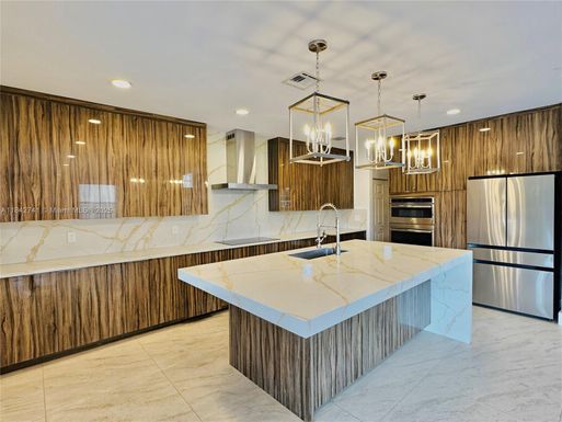 9083 Dupont Pl, Wellington FL 33414