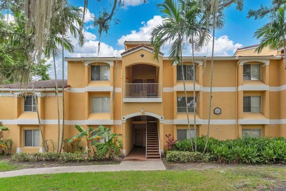2321 NW 33rd St # 215, Oakland Park FL 33309