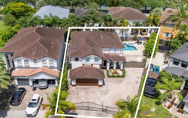 14989 SW 22nd St, Miami FL 33185