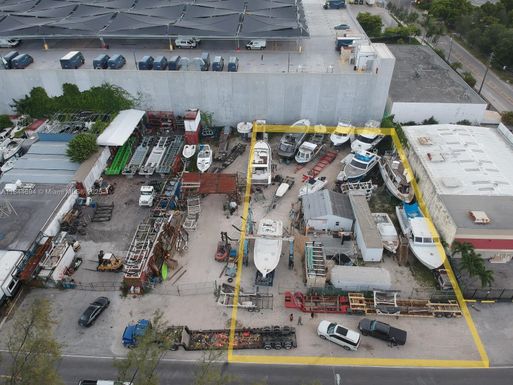 3390 NW River Dr, Miami FL 33142