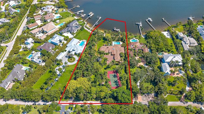 5900 Pennock Point Rd, Jupiter FL 33458