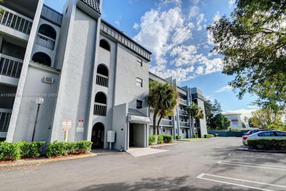 1720 N Congress Ave # 403, West Palm Beach FL 33401