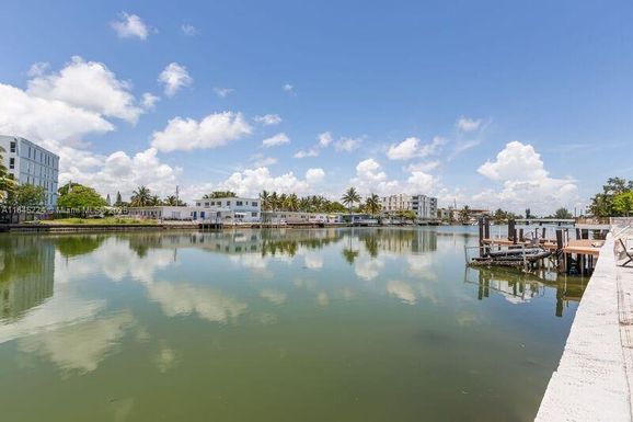 8220 Byron Ave, Miami Beach FL 33141