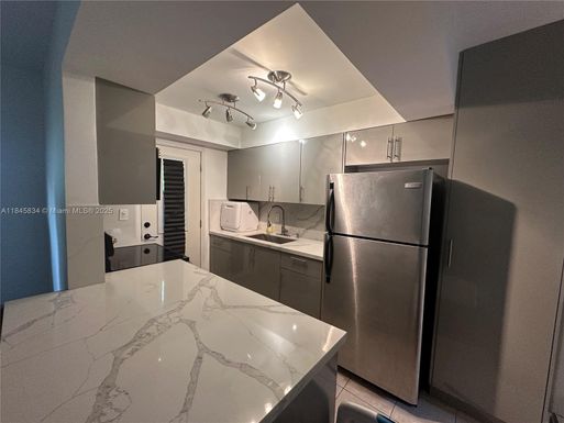 3242 Mary St # S215, Miami FL 33133