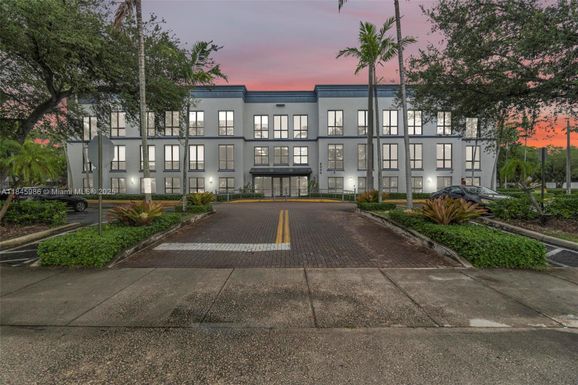 8000 SW 117th Ave # 201, Miami FL 33183