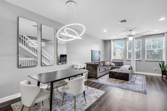 447 Corte Madera Ln # 3, West Palm Beach FL 33401
