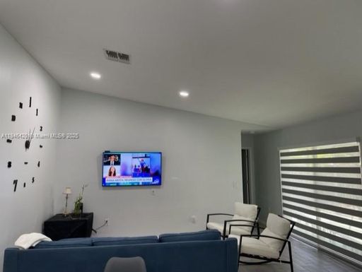 6396 Royal Woods Dr, Fort Myers FL 33908