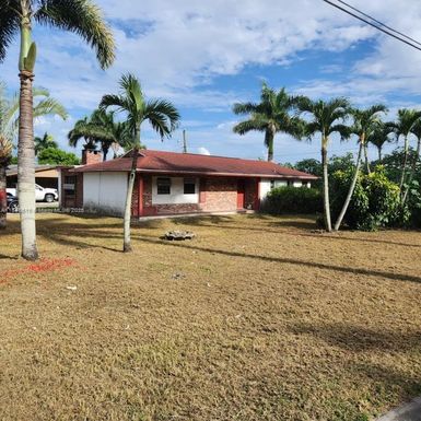 3250 Bacom Point Rd, Pahokee FL 33476