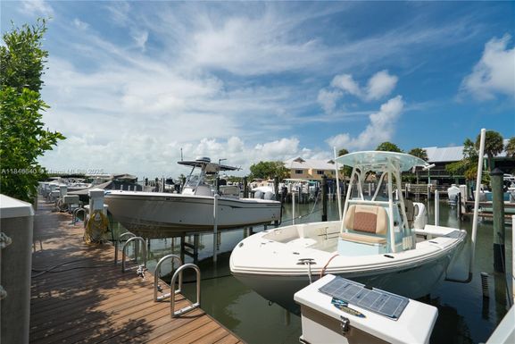 9812 Windward Ave, Key Largo FL 33037