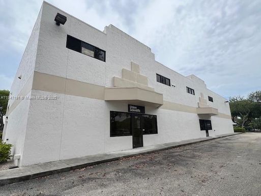 6451 E Rogers Cir, Boca Raton FL 33487