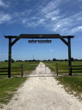 6000 Farmgirl Ave, Other City - In The State Of Florida FL 33960