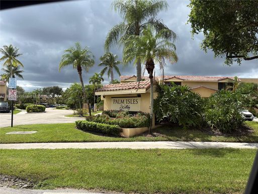 3961 NW 94th Ave, Sunrise FL 33351