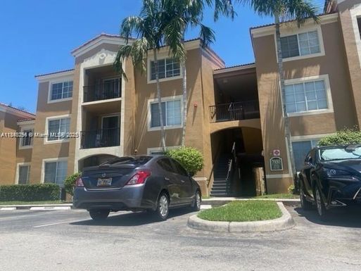 7930 N Nob Hill # 304, Tamarac FL 33321