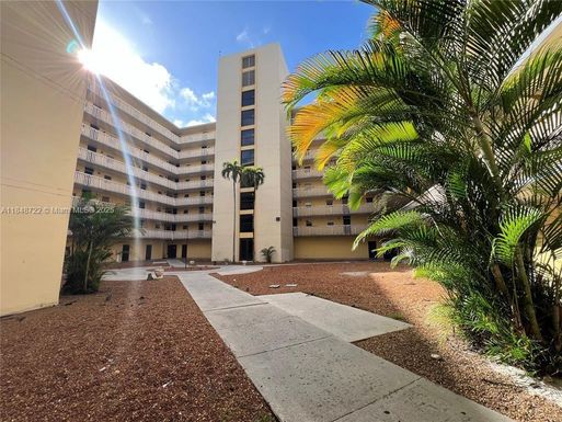 15600 NW 7th Ave # 301, Miami FL 33169
